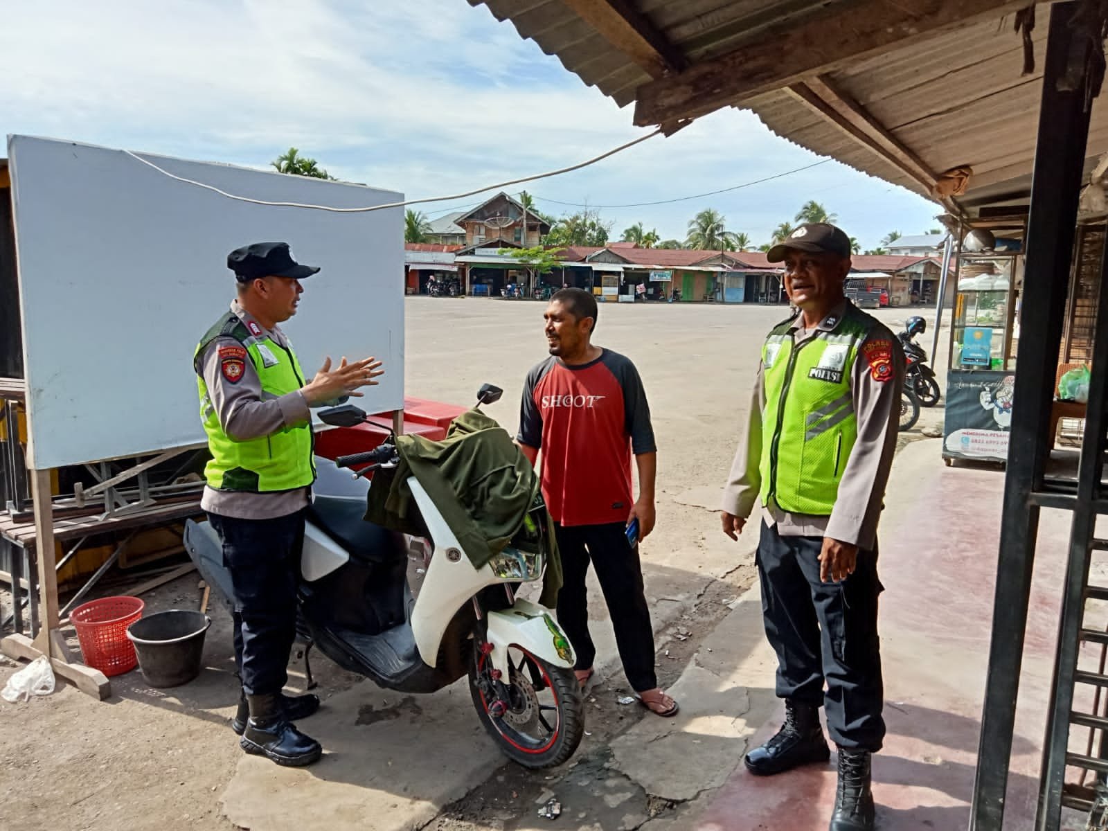 Dekat Dengan Masyarakat, Polsek Matangkuli Berikan Rasa Aman